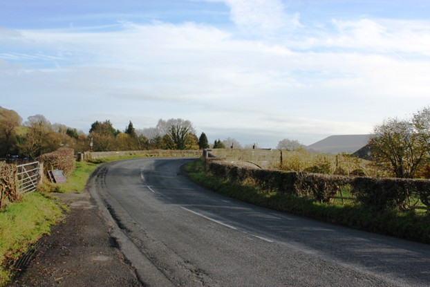 Approaching Sawley Bridge from Sawley Village